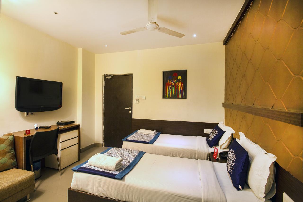Oyo 984 Hotel Gn International Lālāguda Buitenkant foto