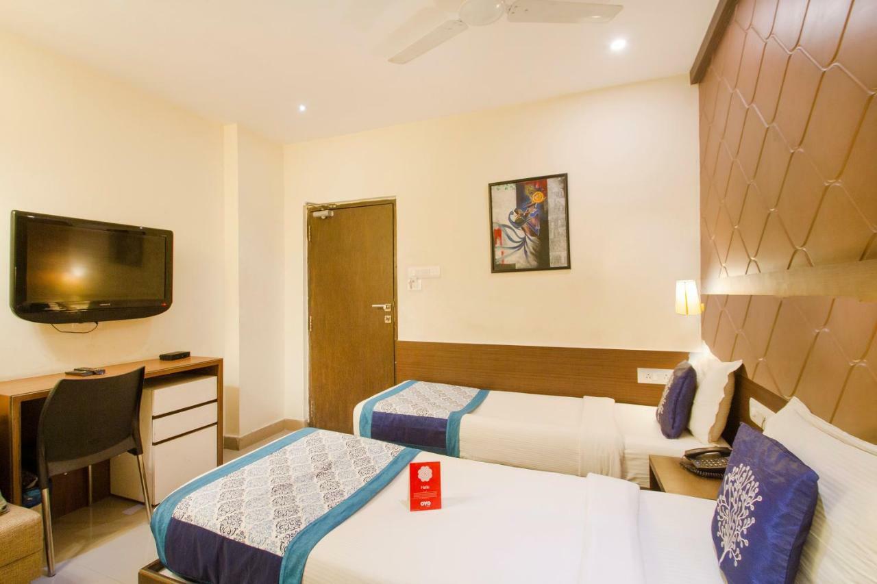 Oyo 984 Hotel Gn International Lālāguda Buitenkant foto