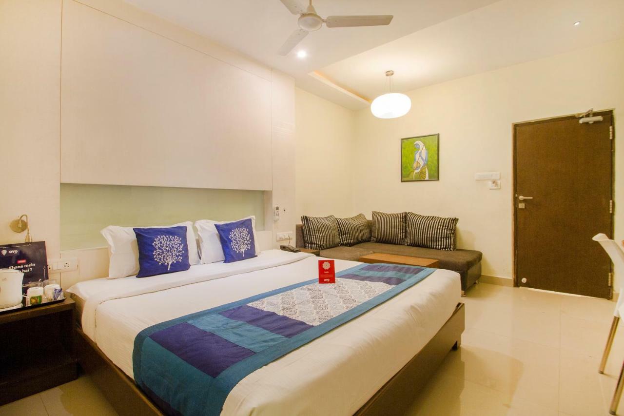Oyo 984 Hotel Gn International Lālāguda Buitenkant foto